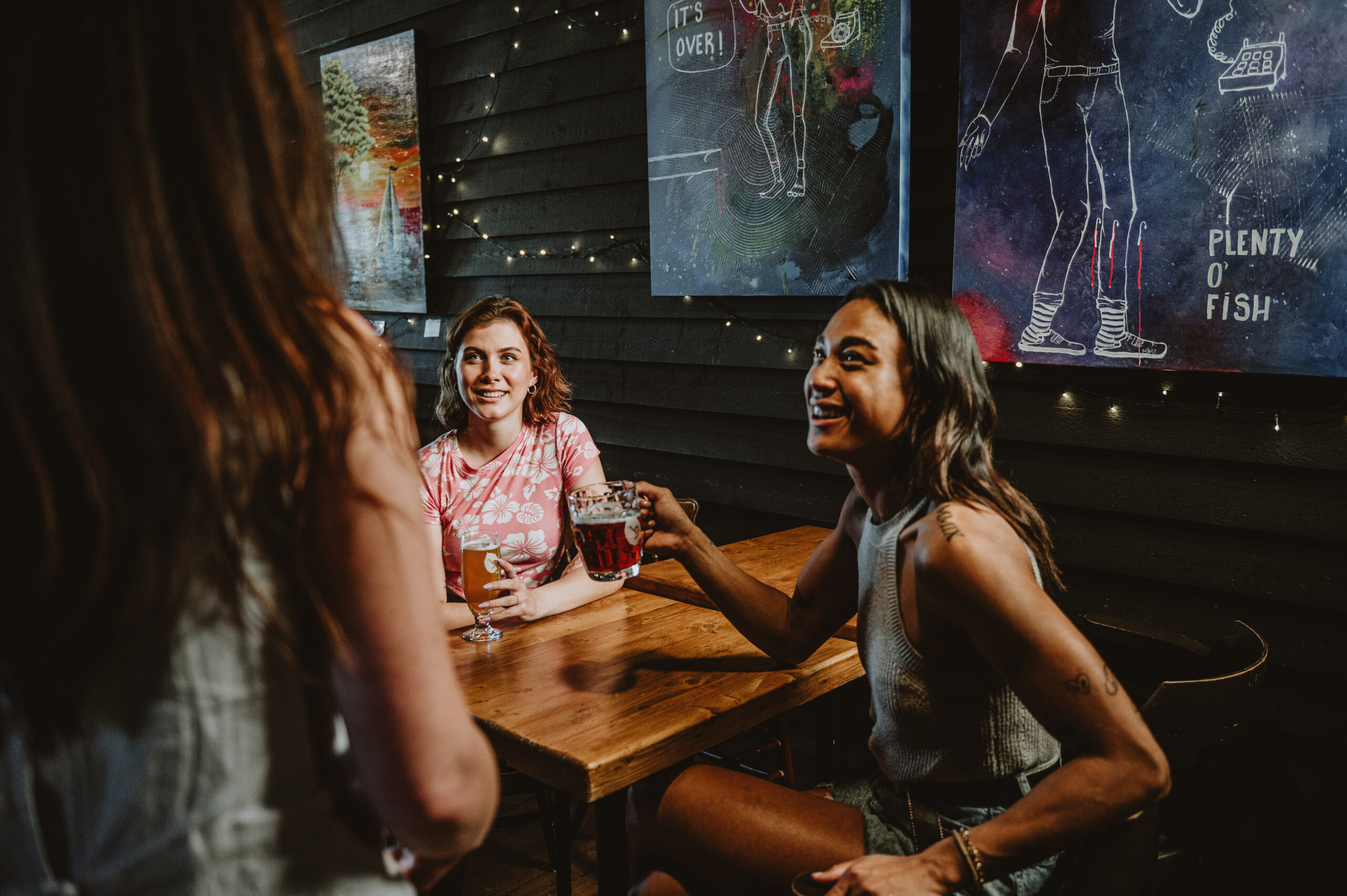 Prends la route, viens faire un tour gourmand autour du lac : Microbrasseries, vignobles et douceurs sucrées pour une virée gourmande au Lac!